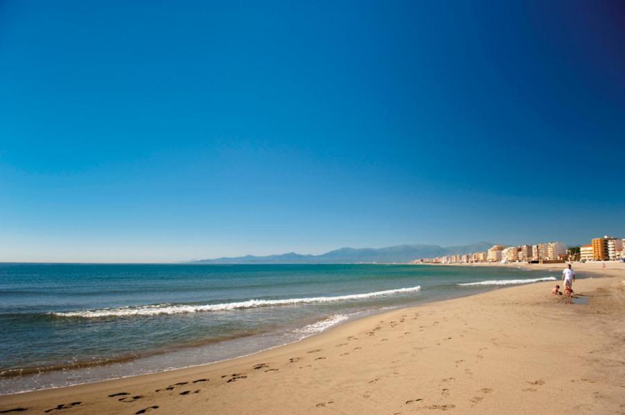 Superbe T2 Vue Mer Avec Ascenseur Canet-en-Roussillon Buitenkant foto